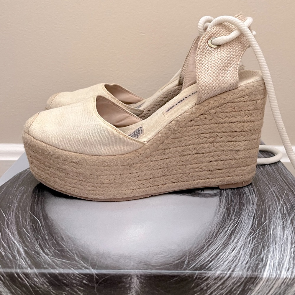 Wedges platform beige